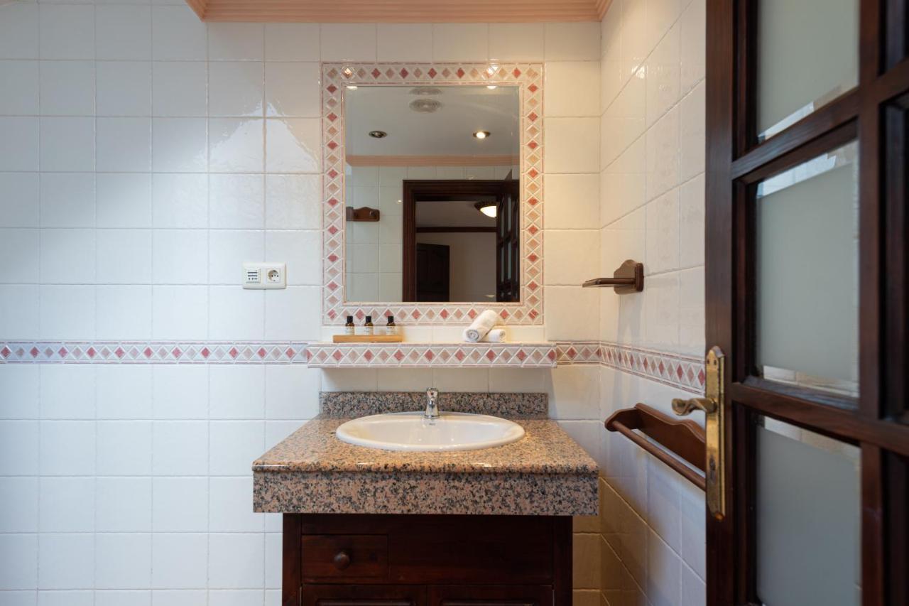 Homeforguest Villa Lobos Con Piscina Privada Caleta De Fuste Luaran gambar